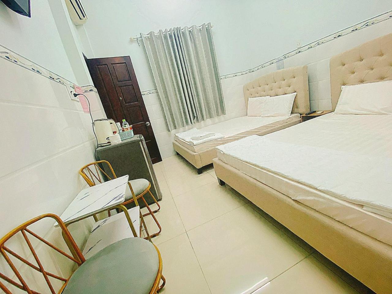 Phuoc Hung 1 Hotel Vĩnh Long エクステリア 写真