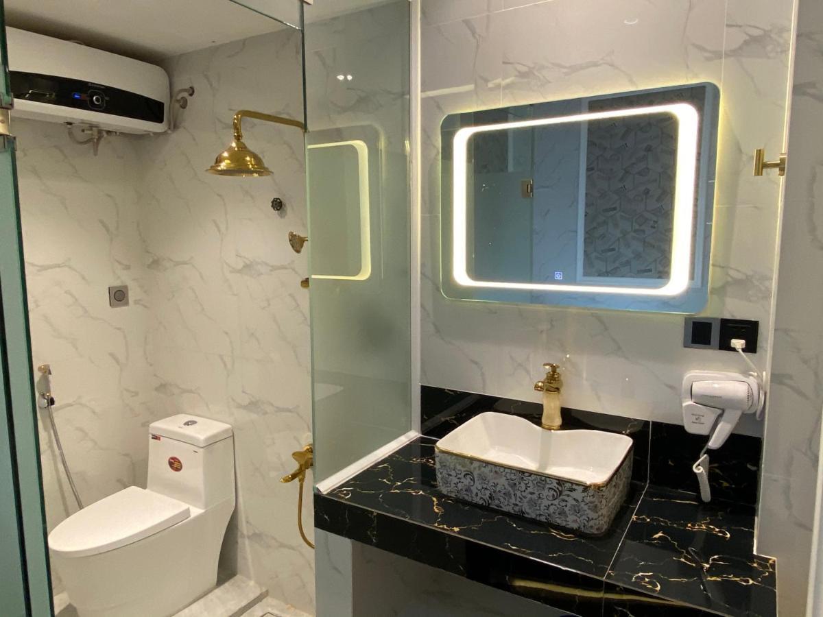 Phuoc Hung 1 Hotel Vĩnh Long エクステリア 写真