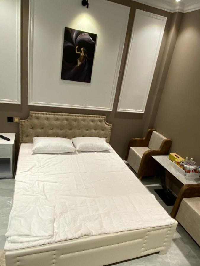Phuoc Hung 1 Hotel Vĩnh Long エクステリア 写真